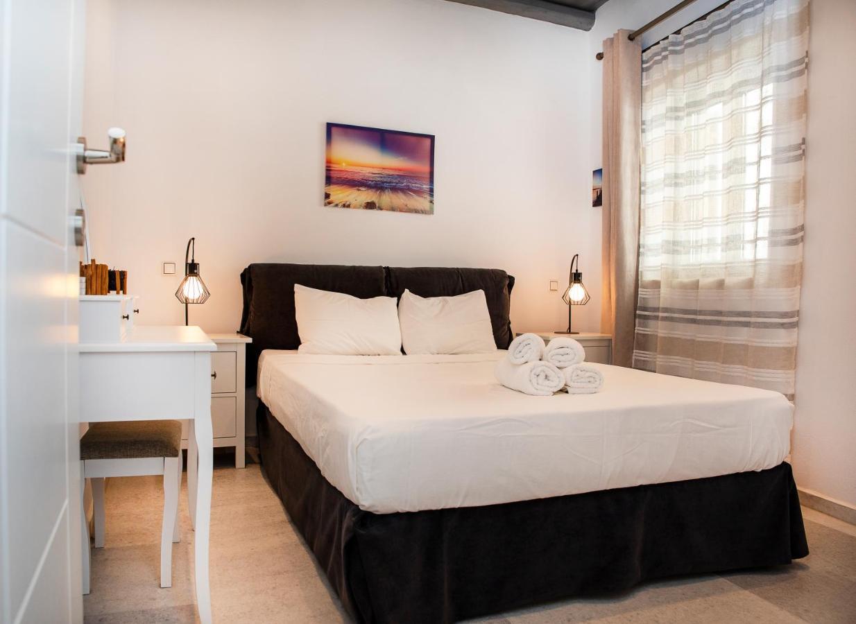 Caper-2 Bedroom Traditional Home With Amazing View Nausa Zewnętrze zdjęcie